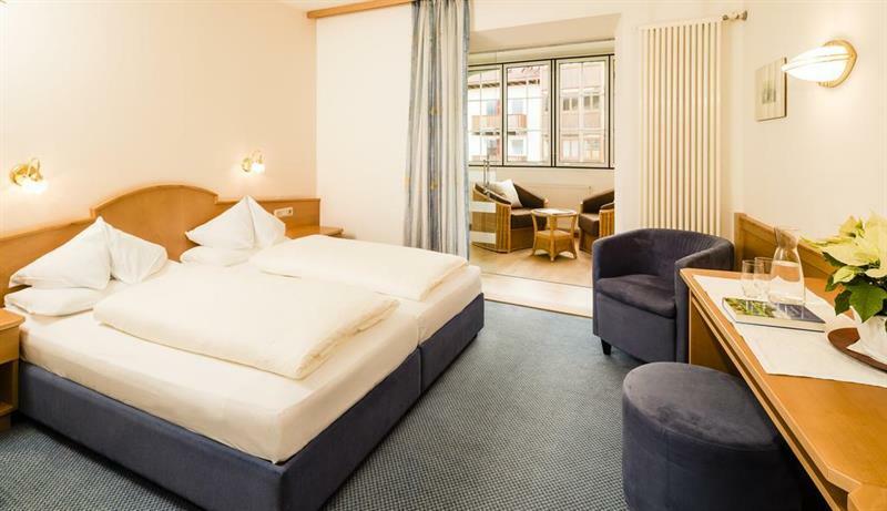 Hotel Post - Olangcard Included 외부 사진